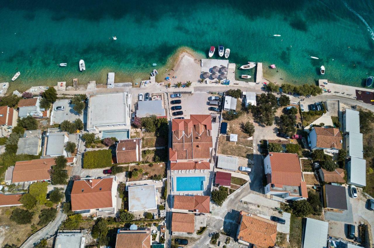 Apartments Villa Ante Гребащиця Екстер'єр фото